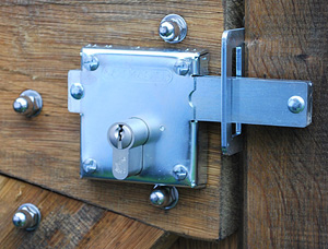 Gate locking bolt